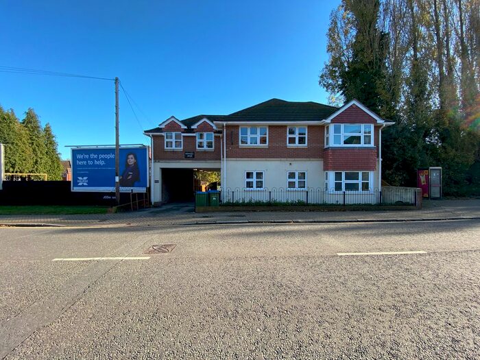 3 Bedroom Flat To Rent In High Road, Swaythling Southampton, SO16