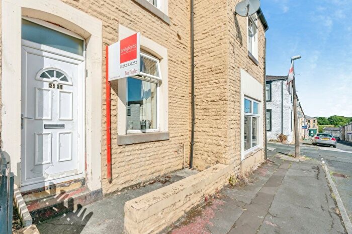 2 Bedroom Terraced House For Sale In Reed Street, Burnley, Lancashire, BB11