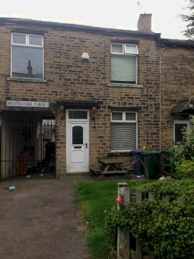 2 Bedroom Terraced House To Rent In Whitehead Place, Bradford, BD2