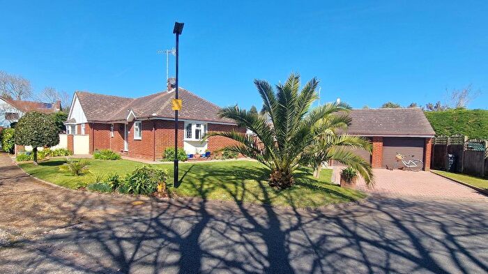 3 Bedroom Detached Bungalow For Sale In Nightingale Close, Bembridge, Isle Of Wight, PO35