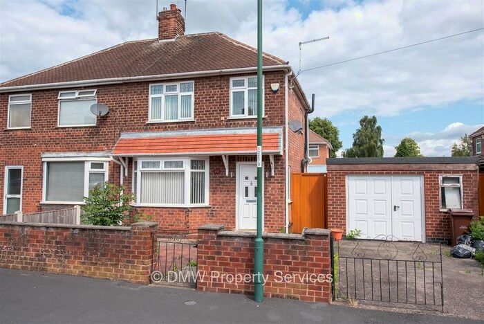 3 Bedroom Semi-Detached House To Rent In Elstree Drive, Nottingham, NG8