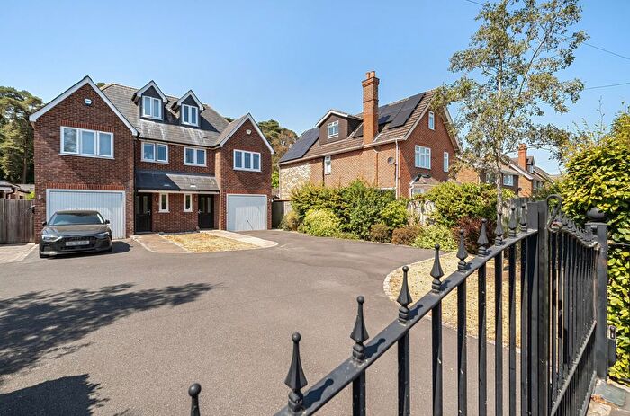 3 Bedroom Semi Detached House For Sale In New Road, Ascot, Berkshire, SL5