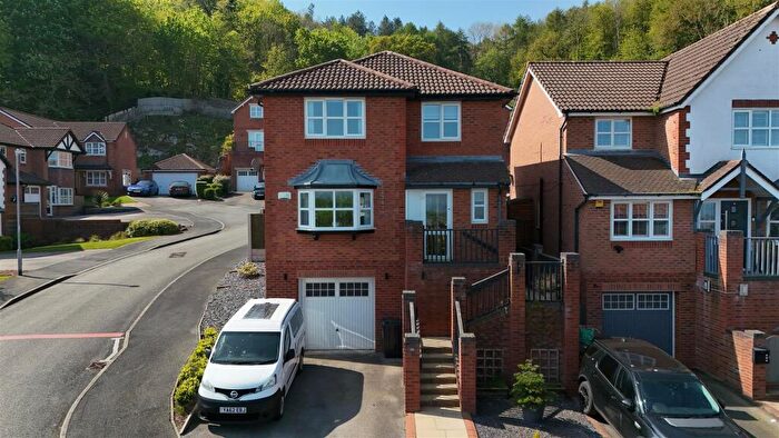 4 Bedroom Detached House For Sale In Lon Y Berllan, Abergele, LL22