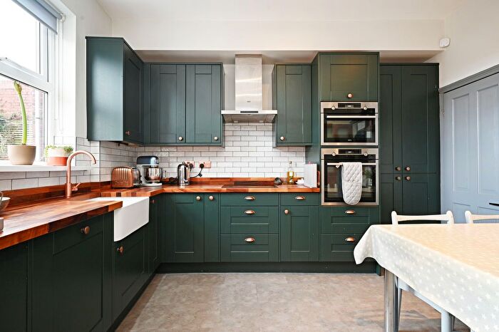 3 Bedroom Terraced House For Sale In Whitehouse Lane, Walkley, Sheffield, S6