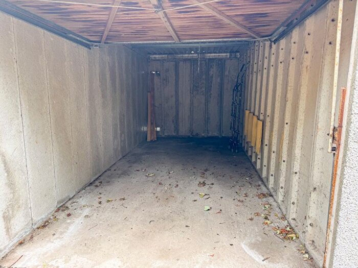 Garage / Parking To Rent In Piersfield Terrace, Craigentinny, Edinburgh, EH8