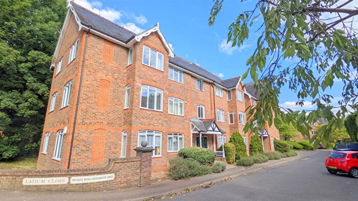 2 Bedroom Flat To Rent In Latium Close, St Albans, AL1