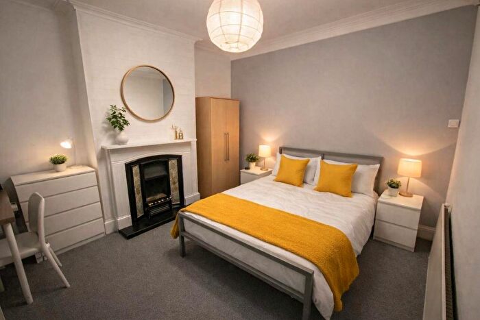 4 Bedroom House To Rent In Preston Road, Manchester, M19