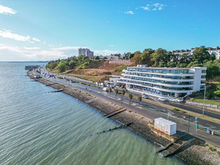 1 Bedroom Flat For Sale In Western Esplanade, Southend-On-Sea, SS1