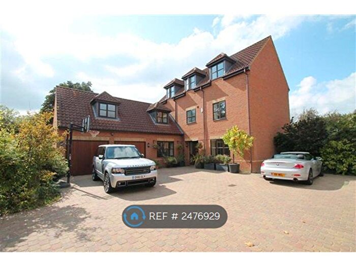6 Bedroom Detached House To Rent In Hugh Parke Close, Milton Keynes, MK5