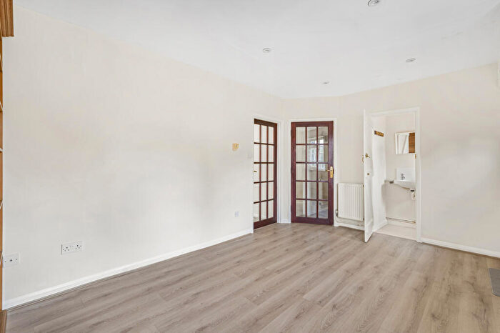 3 Bedroom Bungalow For Sale In Brightwell Street, Brightwell Cum Sotwell, OX10