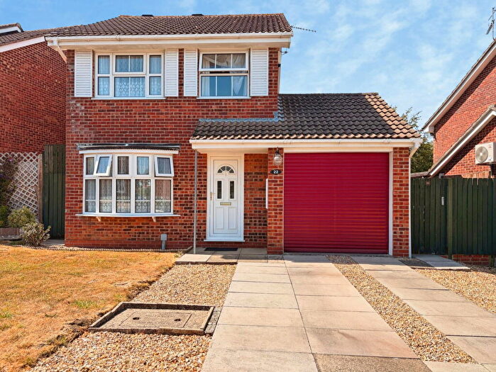 3 Bedroom Detached House For Sale In Stoneberry Road, Bristol, BS14