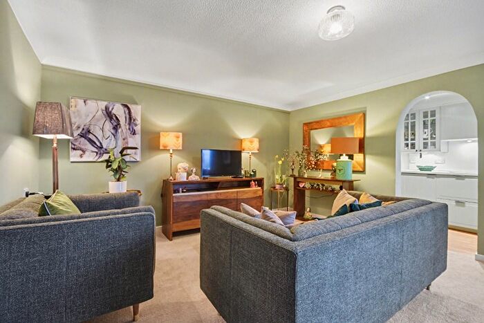 1 Bedroom Flat For Sale In Albert Road, Inverclyde, Gourock, PA19