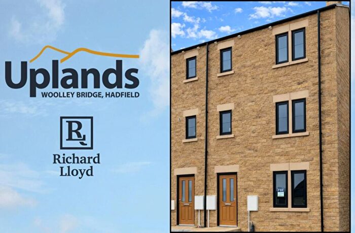 3 Bedroom Semi Detached House For Sale In Uplands, Hadfield, High Peak, SK13