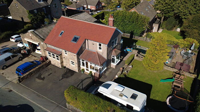 3 Bedroom Link Detached House For Sale In Victoria Road, Stocksbridge, S36