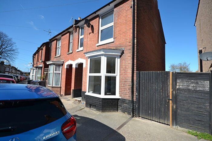 3 Bedroom Semi-Detached House To Rent In Martyrsfield Road, Canterbury, Kent, CT1