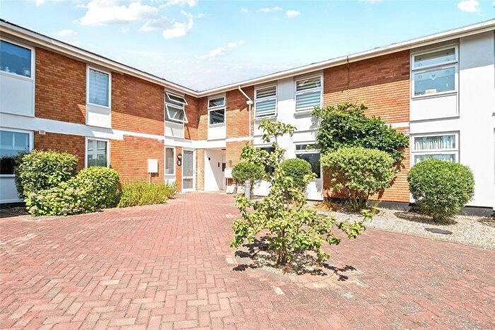 1 Bedroom Flat For Sale In Churchill Drive, Crediton, Devon, EX17
