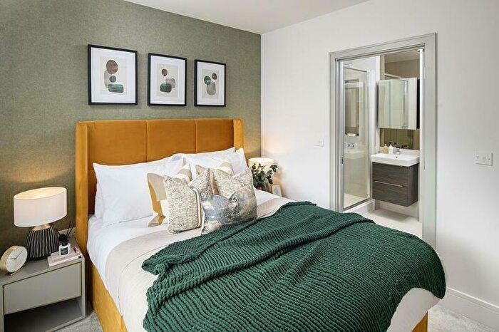 2 Bedroom Apartment For Sale In Plot Wharf Court, Leicester, LE1