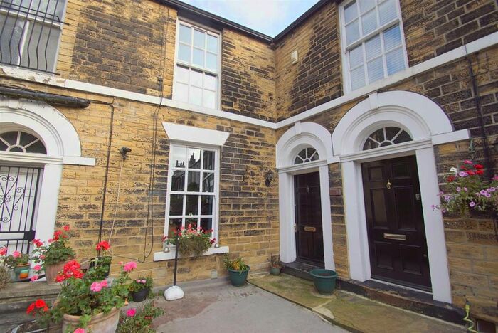 2 Bedroom Terraced House To Rent In Harrogate Road, Chapel Allerton, Leeds, LS7