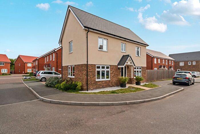 3 Bedroom Detached House For Sale In Butterfield Way, Ash, Canterbury, CT3