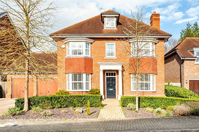 6 Bedroom Detached House To Rent In Highgrove Avenue, Ascot, Berkshire, SL5