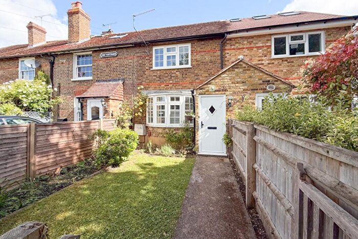 3 Bedroom Terraced House For Sale In Cox Cottages, Lock Lane, Maidenhead, Berkshire, SL6