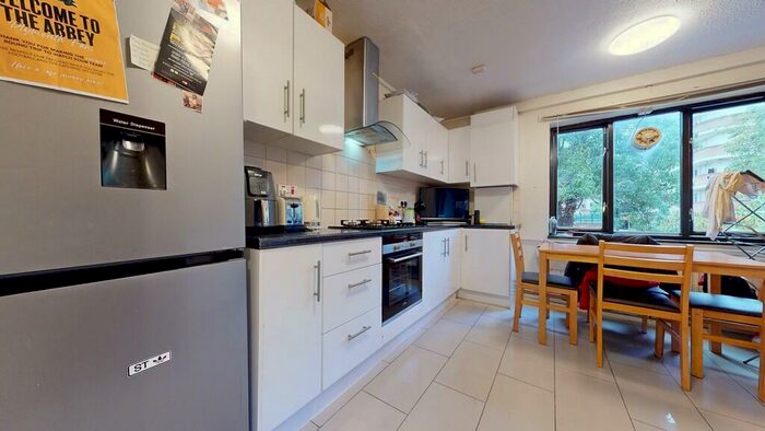 4 Bedroom Apartment To Rent In Dalmeny Avenue, London, N7