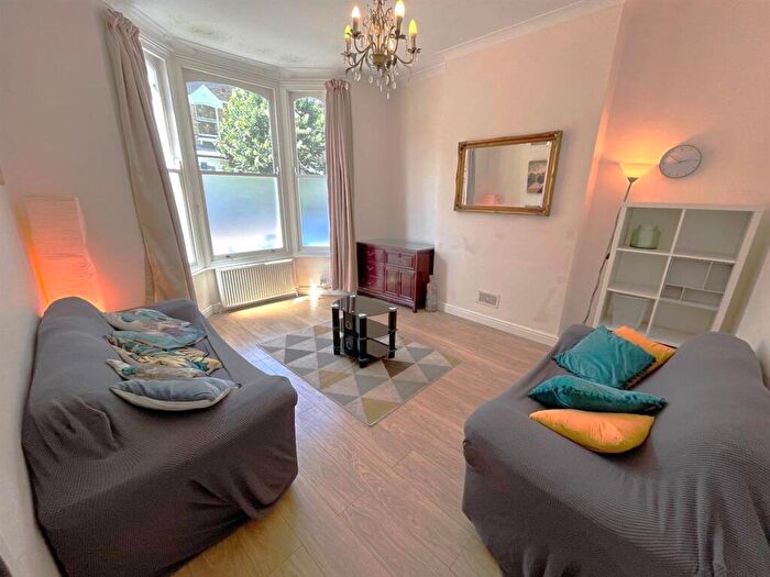 4 Bedroom Terraced House To Rent In Wedmore Gardens, London, N19