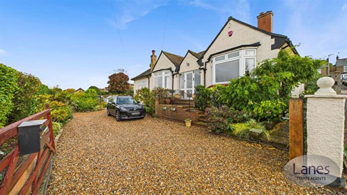 4 Bedroom Detached Bungalow For Sale In Cromwell Road, Hertford, SG13