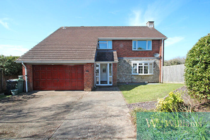 4 Bedroom Detached House For Sale In A Staplers Road, Newport, Isle Of Wight, PO30