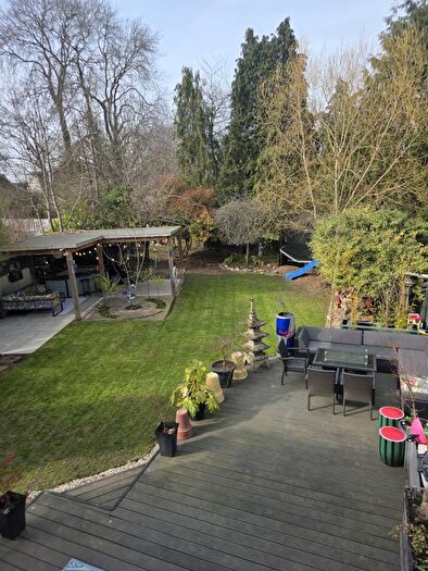 4 Bedroom Semi Detached House For Sale In Brunel Road, Reading, RG30