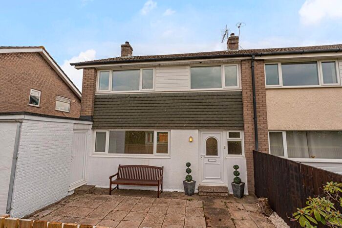 3 Bedroom Semi-Detached House For Sale In Shelley Close, Caldicot, NP26