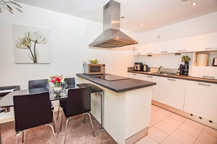 1 Bedroom Flat To Rent In Melia House, Lord Street, Green Quarter, Manchester, M4