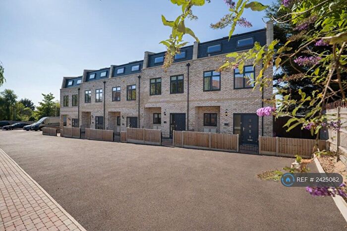 4 Bedroom End Of Terrace House To Rent In Veer Drive, Harrow, HA1