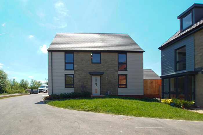 4 Bedroom House To Rent In Marklove Way, Yate, BS37
