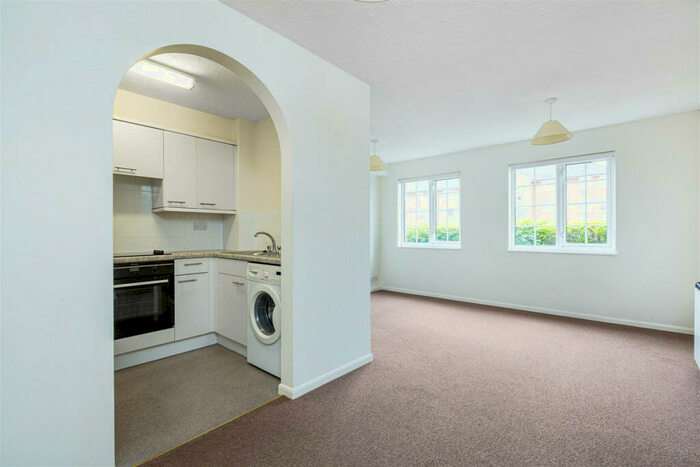 1 Bedroom Apartment To Rent In Sigrist Square, Kingston Upon Thames, KT2
