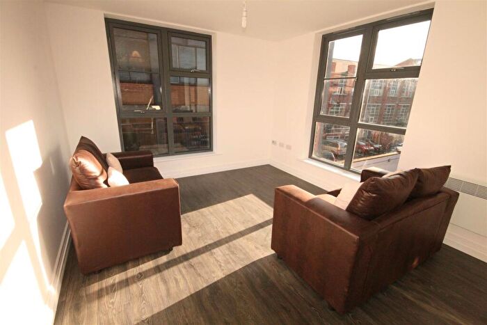 2 Bedroom Apartment To Rent In Warstone Lane, Birmingham, West Midlands, B18