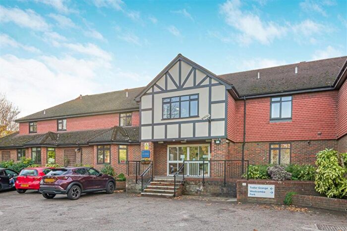 1 Bedroom Flat For Sale In Westcombe Park Road, Blackheath, SE3