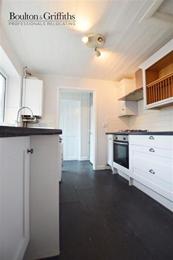 3 Bedroom Terraced House To Rent In Bedwas Street, Grangetown, Cardiff, CF11