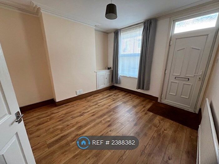 2 Bedroom Terraced House To Rent In Granville Street, Loughborough, LE11