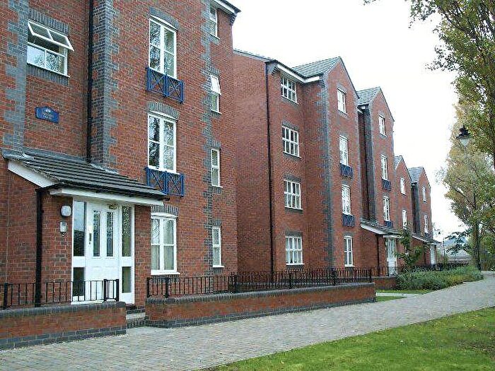 2 Bedroom Flat To Rent In Drapers Fields, Canal Basin, Coventry, CV1
