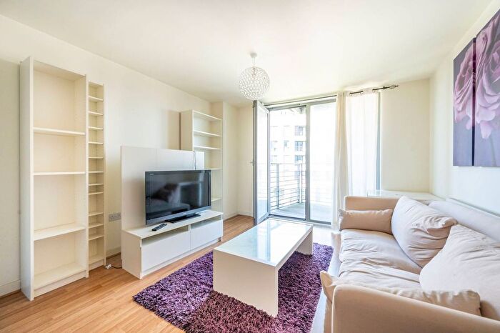 1 Bedroom Flat To Rent In Stratford, Stratford, London, E15