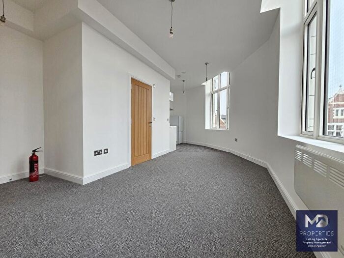 1 Bedroom Flat To Rent In Crabbery Street, Stafford, ST16
