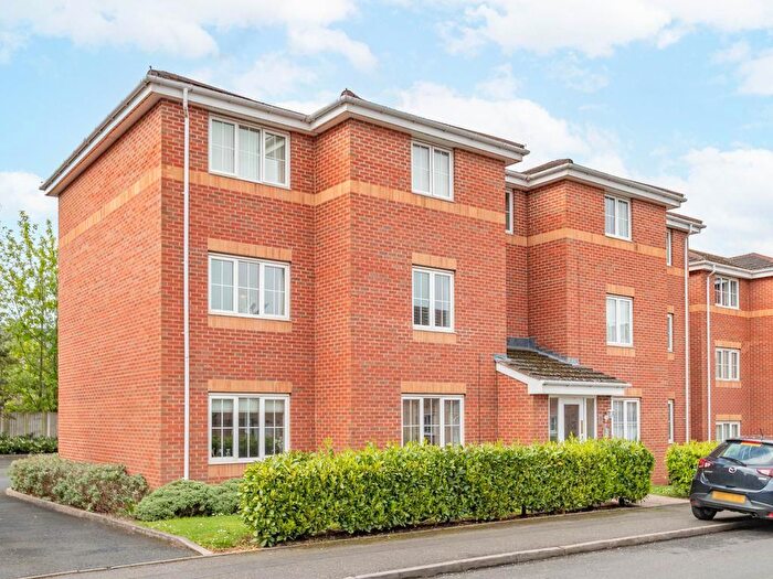 2 Bedroom Flat To Rent In Wycherley Way, Cradley Heath, B64