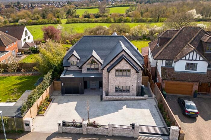 4 Bedroom Detached House For Sale In Hillcrest Road, Loughton, Essex, IG10