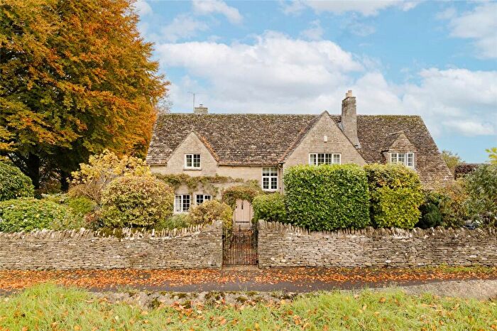 4 Bedroom Detached House For Sale In Tanners Lane, Burford, Oxfordshire, OX18