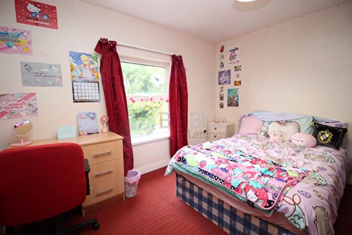 9 Bedroom House To Rent In Cardigan Road, Leeds, LS6