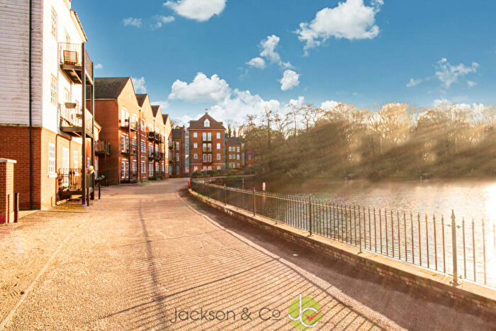 2 Bedroom Apartment To Rent In Albany Gardens, Colchester, CO2