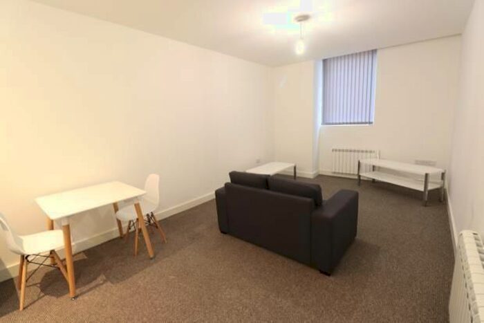 1 Bedroom Flat To Rent In King Cross Street, Halifax, HX1