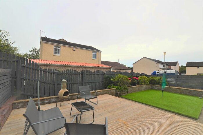 3 Bedroom End Of Terrace House For Sale In Busbiehead, Girdle Toll, Irvine, KA11