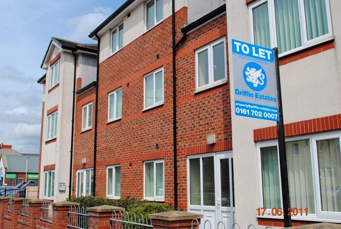 2 Bedroom Flat To Rent In (P897) Reservoir Gdns, Worsley Rd, Walkden M28